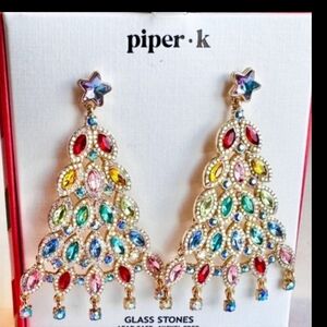 Christmas tree 🎄 dangle earrings Brand New